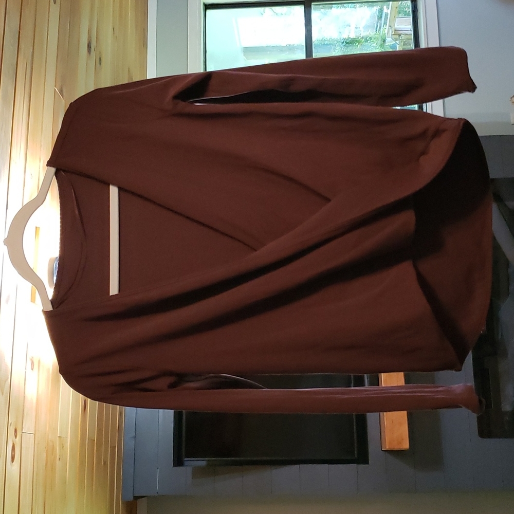 Long sleeve pullover